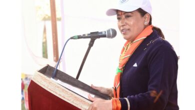 अनुशासन और नेतृत्व क्षमता विकसित करें युवा- रेखा आर्या