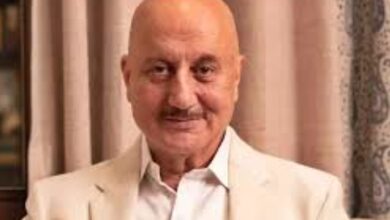 550 नॉट आउट: अनुपम खेर ने शुरू की ‘खोसला का घोसला 2’ की शूटिंग