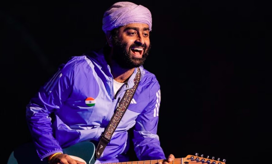 मशहूर गायक अरिजीत सिंह का बड़ा फैसला, प्लेबैक सिंगिंग को कहा अलविदा