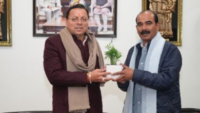 सीएम धामी से मिले केंद्रीय राज्य मंत्री अजय टम्टा