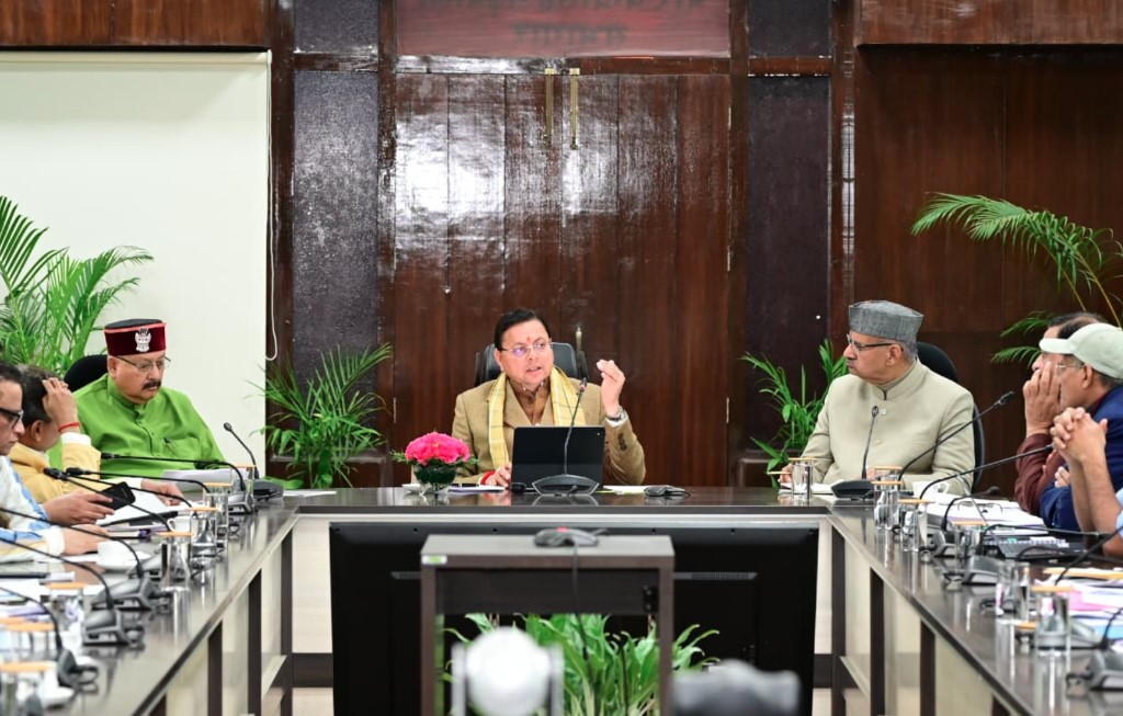 मुख्यमंत्री धामी ने रोजगार एवं स्वरोजगार से जुड़ी विभिन्न योजनाओं की समीक्षा की