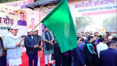 मुख्यमंत्री धामी ने स्वदेशी संकल्प दौड़ का किया शुभारंभ