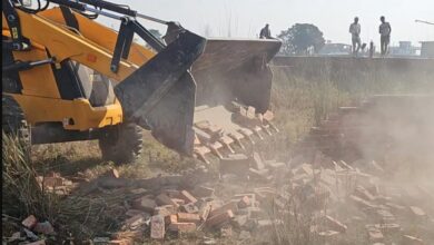 एमडीडीए की बड़ी कार्रवाई- 40 बीघा अवैध प्लॉटिंग पर चला ध्वस्तीकरण का बुलडोज़र