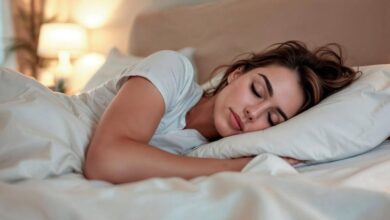 अक्सर रात में टूट रही है नींद तो हो जाएं सतर्क, अनदेखी पड़ सकती है भारी