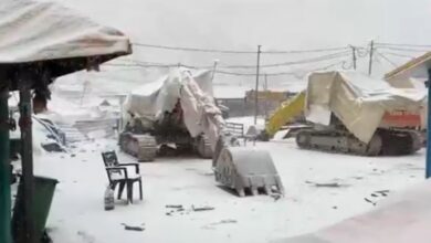 केदारनाथ में साल की पहली बर्फबारी, तापमान में आई गिरावट