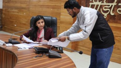 जनता मिलन कार्यक्रम में एक दर्जन से अधिक शिकायतें दर्ज, अधिकांश का मौके पर ही निस्तारण