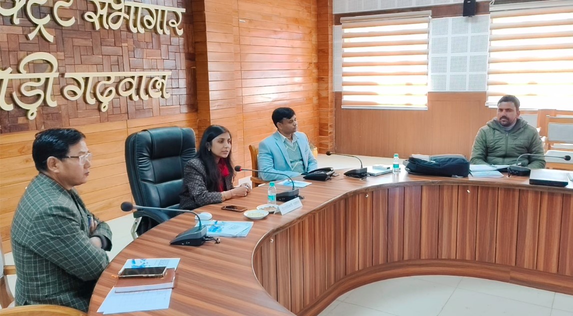 जनगणना कार्य में शत-प्रतिशत शुद्धता सुनिश्चित करें अधिकारी : जिलाधिकारी पौड़ी