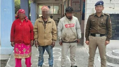 बिछडों को अपनों से मिलाकर दून पुलिस ने बिखेरी मायूस चेहरों पर मुस्कान
