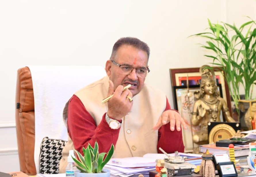 कैबिनेट मंत्री गणेश जोशी ने मसूरी विधानसभा क्षेत्र के अंतर्गत विकास कार्यों की समीक्षा की