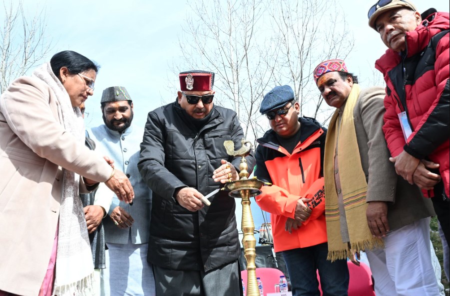 औली में नेशनल हिमक्रीड़ा स्कीइंग विंटर कार्निवल-2026 का भव्य शुभारंभ