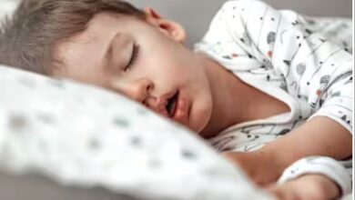 क्या आपका बच्चा भी लेता है खर्राटे? तो ना करें नजरअंदाज, हो सकता है किसी बीमारी का संकेत