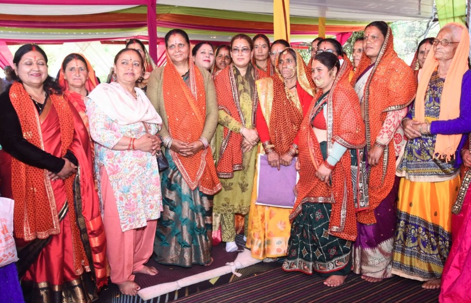 माता रानी के विभिन्न अवतार हमें संघर्ष और कर्तव्यनिष्ठ जीवन जीने की प्रेरणा देते हैं : रेखा आर्या