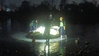 पशुलोक बैराज के निकट टापू पर फंसे युवक को एसडीआरएफ ने किया सकुशल रेस्क्यू