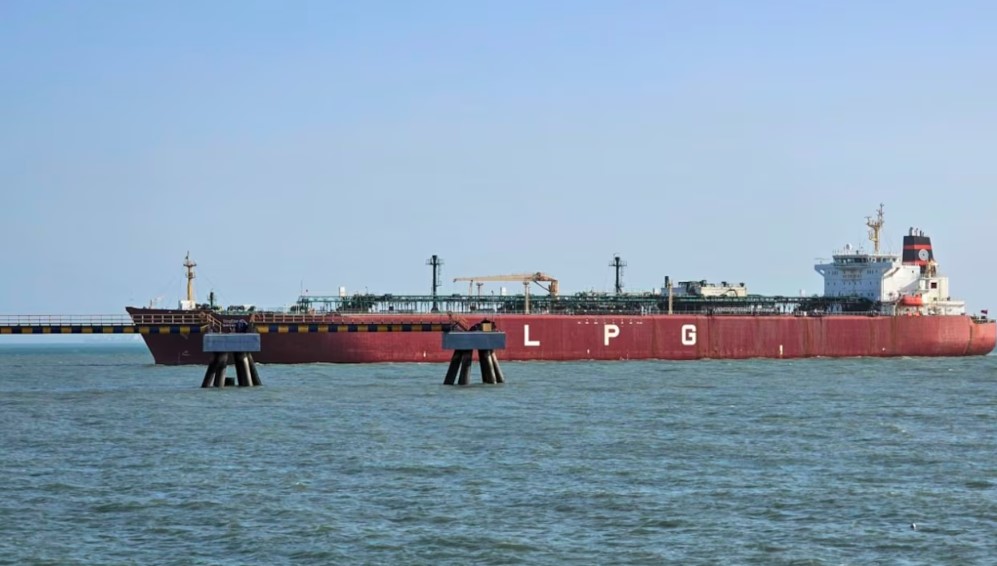 पश्चिम एशिया संकट के बीच भारत को राहत, अमेरिका से मंगलूरू पहुंचा एलपीजी कार्गो जहाज