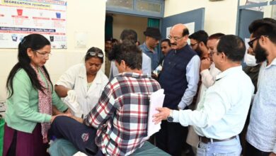 स्वास्थ्य मंत्री सुबोध उनियाल ने सामुदायिक स्वास्थ्य केंद्र नंदगांव का किया औचक निरीक्षण