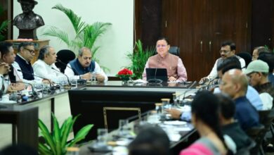 लंबित शिकायतों के निस्तारण के लिए चलाया जाए विशेष अभियान- सीएम धामी