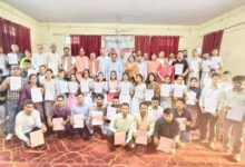 कैबिनेट मंत्री डॉ. धन सिंह रावत ने चयनित 44 कनिष्ठ सहायकों को सौंपे नियुक्ति पत्र