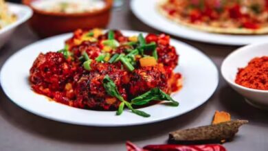 क्या आप भी खाते हैं ज्यादा तीखा और मसालेदार खाना? अगर हां, तो जान लीजिये इसके नुकसान