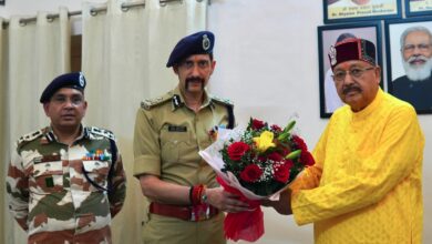 राज्य सरकार सीमांत क्षेत्रों के विकास और तीर्थयात्रियों की सुचारू यात्रा के लिए पूरी तरह प्रतिबद्ध : महाराज