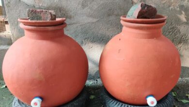 क्या आप भी गर्मियों में पानी पीने के लिए करते हैं पुराने मटके का इस्तेमाल, तो जान लीजिये इसके नुकसान