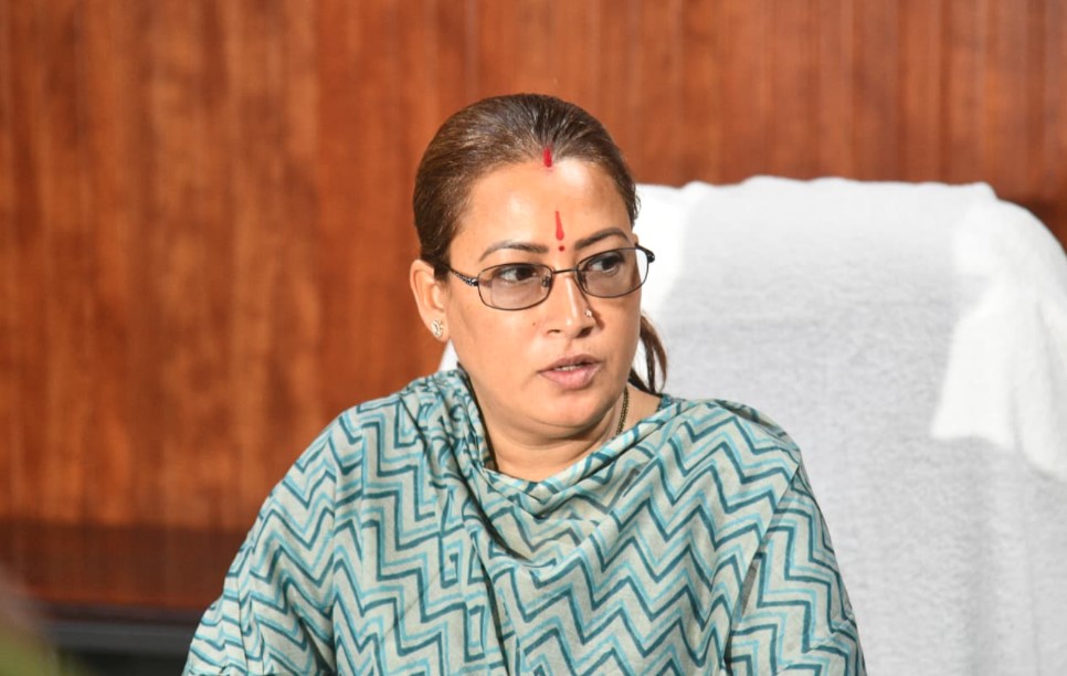 महिलाएं लेकर रहेगी अपना अधिकार- रेखा आर्या