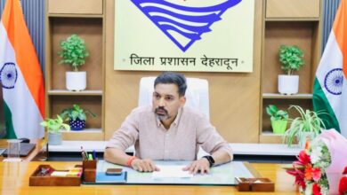 देहरादून को मिला नया नेतृत्व, डॉ. आशीष चौहान ने संभाली जिलाधिकारी की कमान