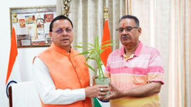 मुख्यमंत्री धामी से मिले कृषि मंत्री गणेश जोशी, मसूरी क्षेत्र के विकास कार्यो पर की चर्चा