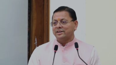 “देवभूमि में सड़कों पर नमाज़ नहीं होने देंगे, कानून से ऊपर कोई नहीं” — सीएम धामी