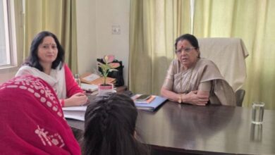 महिला आयोग की अध्यक्ष कुसुम कण्डवाल ने सखी वन स्टॉप सेंटर का किया औचक निरीक्षण