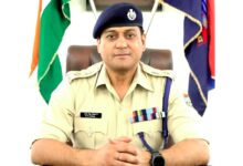 “ऑपरेशन प्रहार” के तहत जुआरियों पर दून पुलिस की सर्जिकल स्ट्राइक