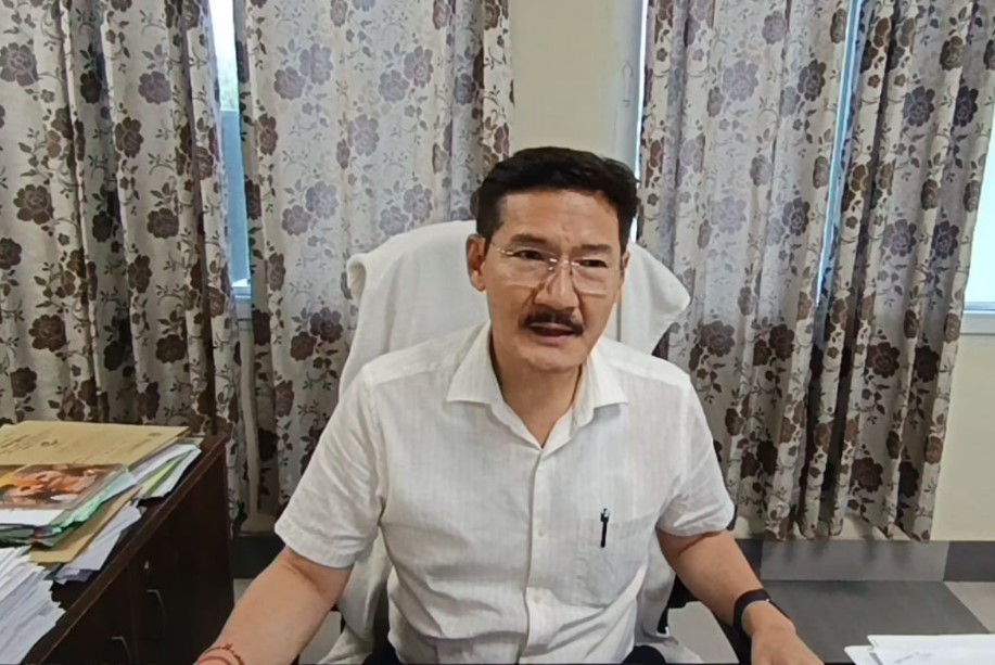 मानसून से पहले सरकार सतर्क, पर्वतीय क्षेत्रों में पहुंचाया तीन माह का राशन मानसून से पहले सरकार सतर्क, पर्वतीय क्षेत्रों में पहुंचाया तीन माह का राशन