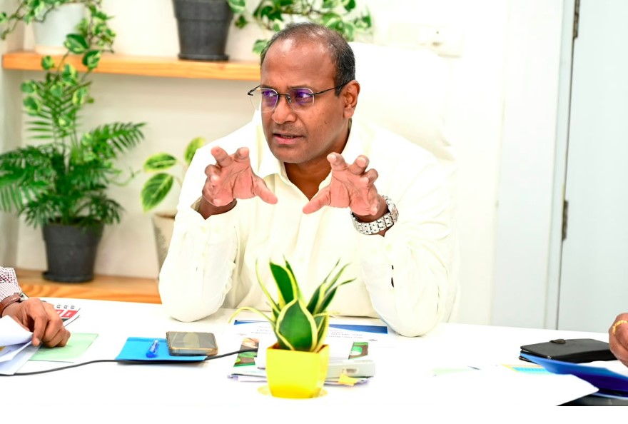 SIR अभियान को लेकर मुख्य निर्वाचन अधिकारी ने ली राजनैतिक दलों की राय SIR अभियान को लेकर मुख्य निर्वाचन अधिकारी ने ली राजनैतिक दलों की राय