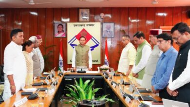 कैबिनेट बैठक में दिवंगत मेजर जनरल खंडूड़ी और जसपाल राणा को दी श्रद्धांजलि, दो मिनट का रखा गया मौन
