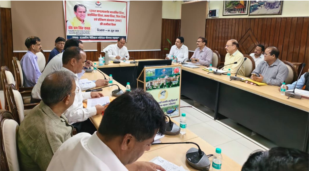 सूबे के स्कूलों में अनिवार्य होगा एनसीसी, एनएसएस व स्काउट : डाॅ. धन सिंह रावत