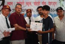 शहीद पंकज गुरुंग मेमोरियल बैडमिंटन टूर्नामेंट का हुआ समापन, कैबिनेट मंत्री ने खिलाड़ियों का बढ़ाया उत्साह