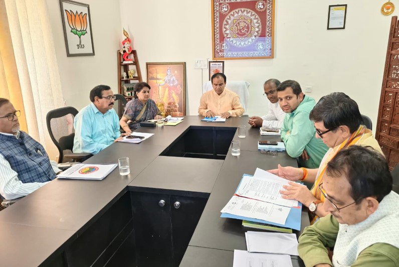 विश्वविद्यालयों में साइबर सुरक्षा के हो पुख्ता इंतजाम : डाॅ. धन सिंह रावत