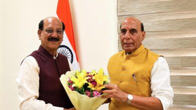 केंद्रीय रक्षा मंत्री राजनाथ सिंह से मिले कैबिनेट मंत्री सुबोध उनियाल