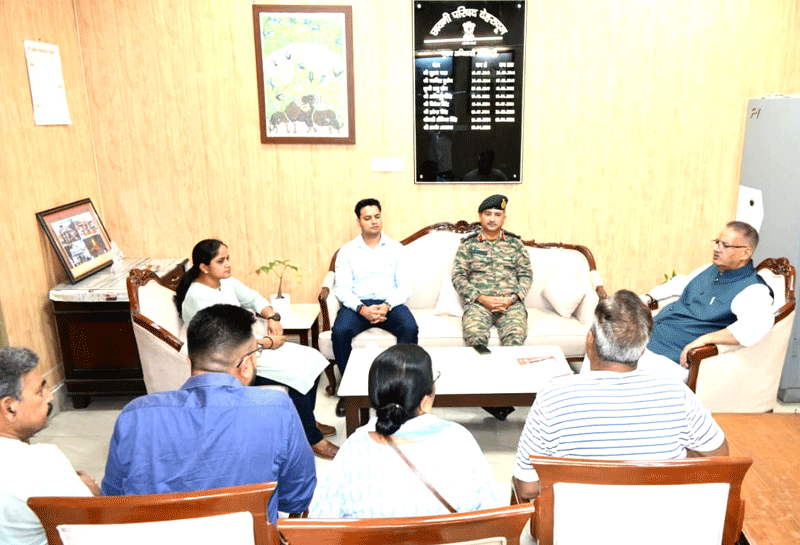 Cabinet Minister Ganesh Joshi dedicated a water tank to the residents of Garhi Dakra in memory of the late Shyam Dutt Joshi.