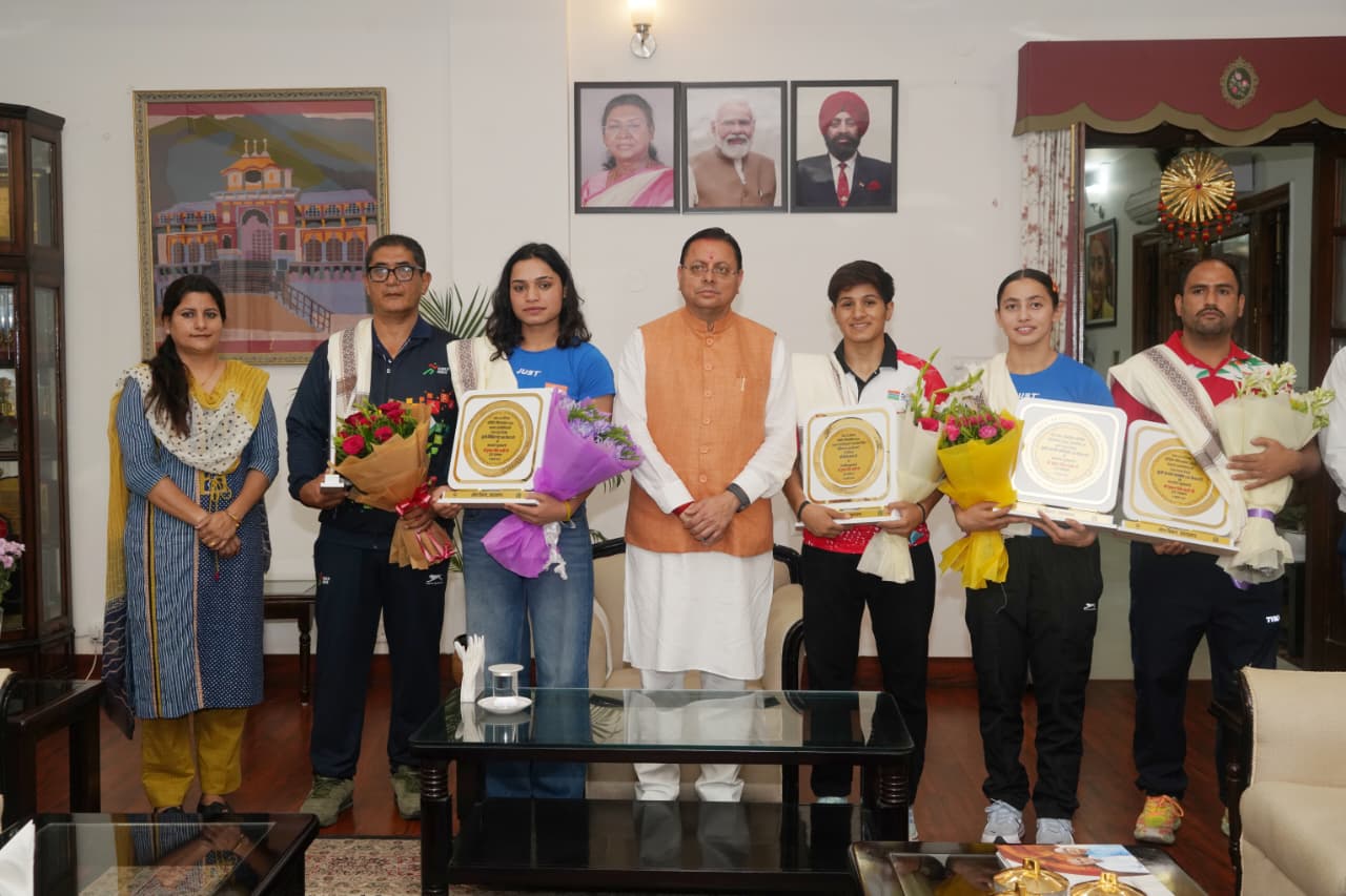 उत्तराखंड की बेटियां खेलों में लगातार रच रही हैं नए कीर्तिमान, सरकार खिलाड़ियों को हरसंभव सहयोग देने के लिए प्रतिबद्ध- मुख्यमंत्री उत्तराखंड की बेटियां खेलों में लगातार रच रही हैं नए कीर्तिमान, सरकार खिलाड़ियों को हरसंभव सहयोग देने के लिए प्रतिबद्ध- मुख्यमंत्री