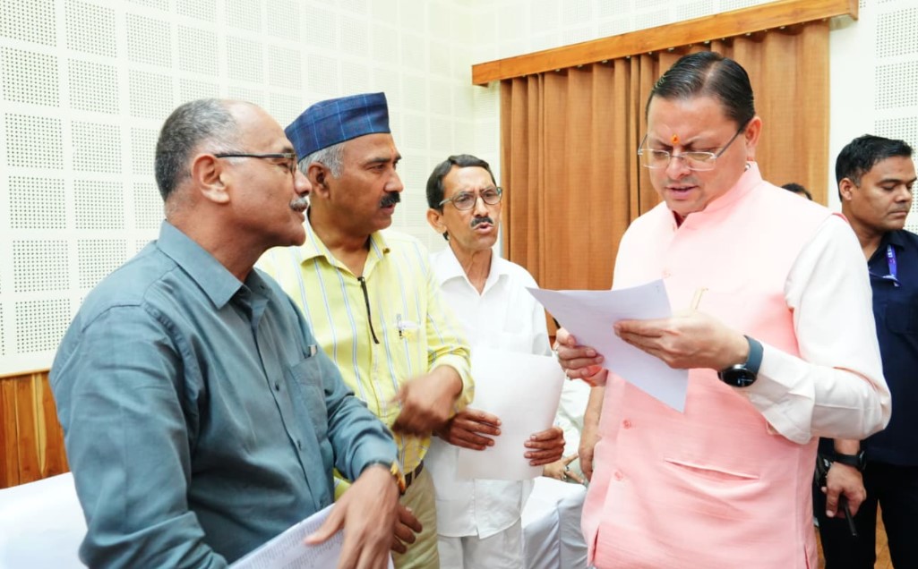 मुख्यमंत्री ने जन समस्याओं के त्वरित एवं समयबद्ध समाधान के दिए निर्देश