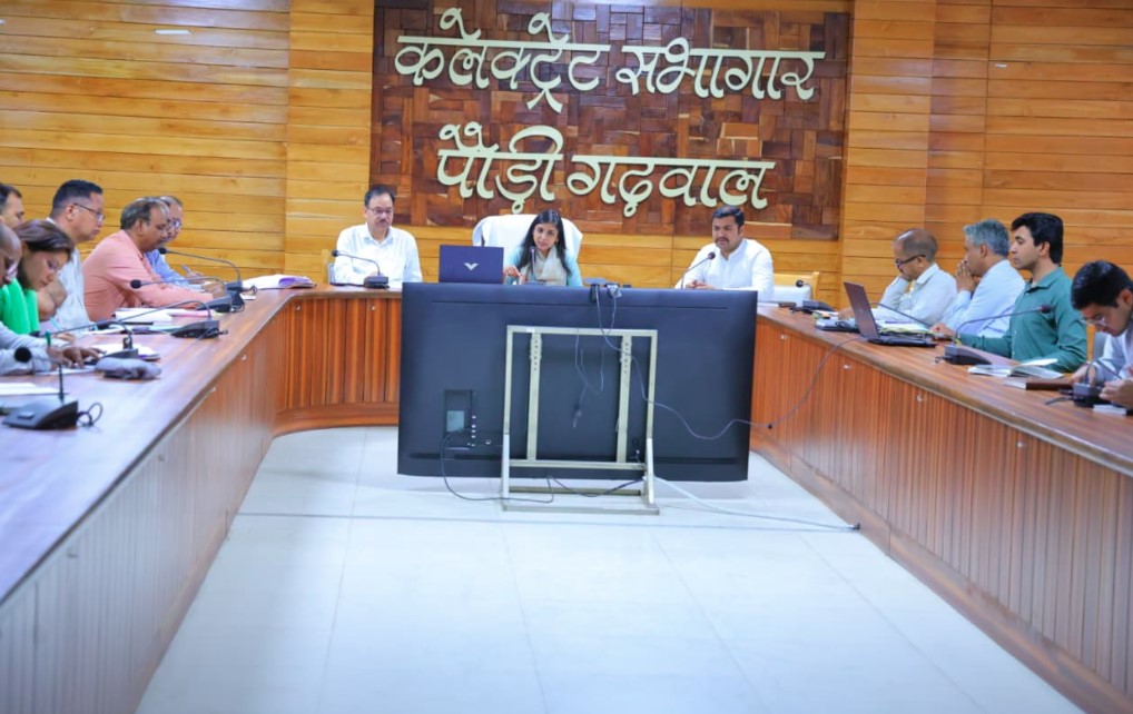 हरेला महाअभियान की तैयारियों में जुटा प्रशासन हरेला महाअभियान की तैयारियों में जुटा प्रशासन