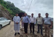 लोनिवि मंत्री महाराज ने किया मसूरी, कोल्हूखेत, पानी वाले बैंड सड़क का औचक निरीक्षण