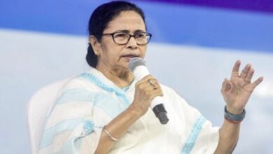 ‘टीएमसी को खत्म करना है तो पहले मुझे मारना होगा’- ममता बनर्जी