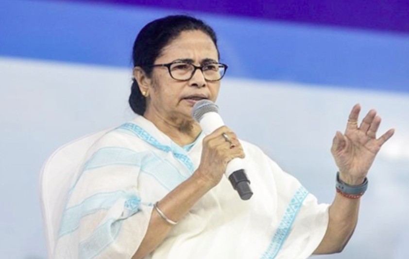 ‘टीएमसी को खत्म करना है तो पहले मुझे मारना होगा’- ममता बनर्जी