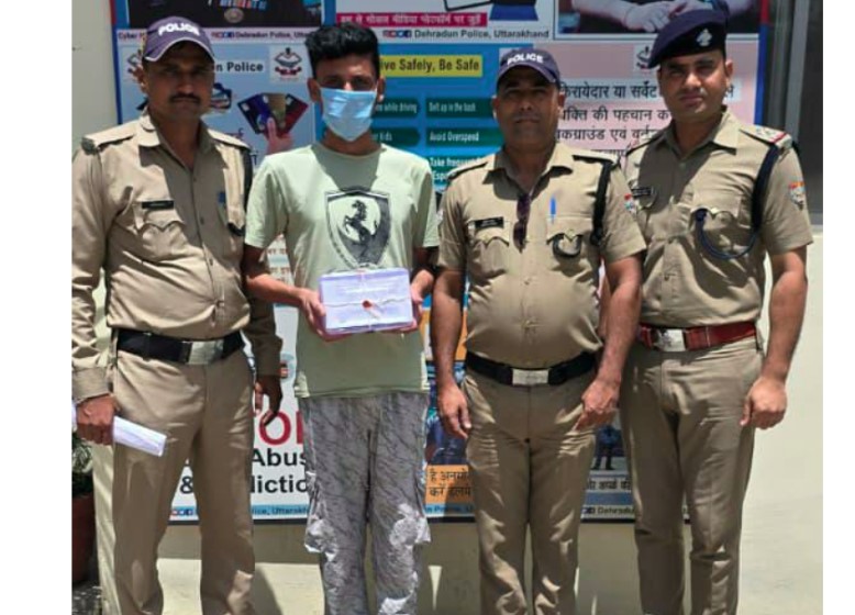 पटेलनगर क्षेत्र में कैफे के बाहर हुई फायरिंग का दून पुलिस ने किया खुलासा, आरोपी गिरफ्तार