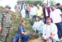 हरेला पर्व पर मंत्री रेखा आर्या ने किया पौधारोपण