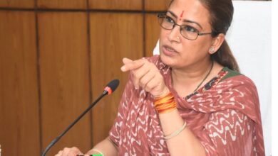 एसआईआर के साथ विभागीय काम भी करें आंगनबाड़ी कार्यकत्री- रेखा आर्या एसआईआर के साथ विभागीय काम भी करें आंगनबाड़ी कार्यकत्री- रेखा आर्या