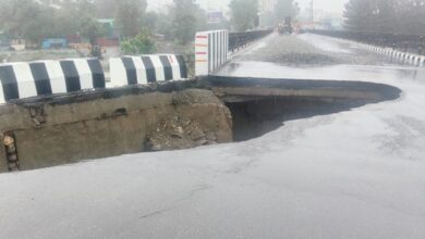 करोड़ों की लागत से बना नंदा की चौकी का नया पुल धंसा, प्रशासन ने रोकी आवाजाही