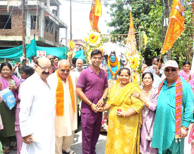 Nehru Colony Immersed in Devotion on Nag Panchami; Grand Procession Taken Out from Shri Sanatan Dharma Mandir