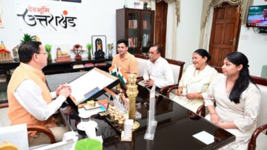 मुख्यमंत्री धामी से मिले शेफ केशव नेगी, सहयोग के लिए जताया आभार